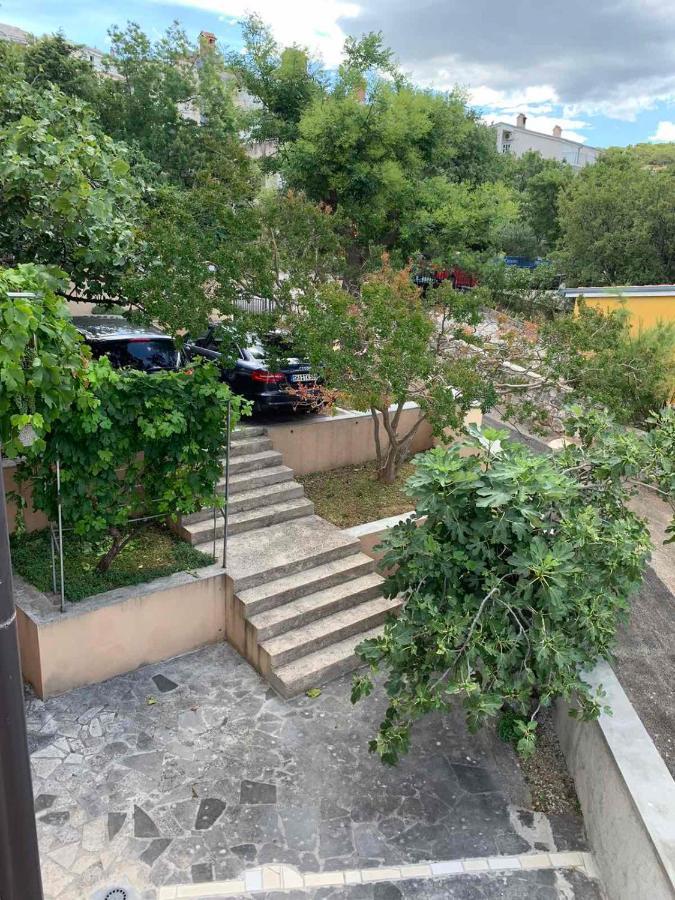 Apartmani Nada Klenovica Eksteriør billede