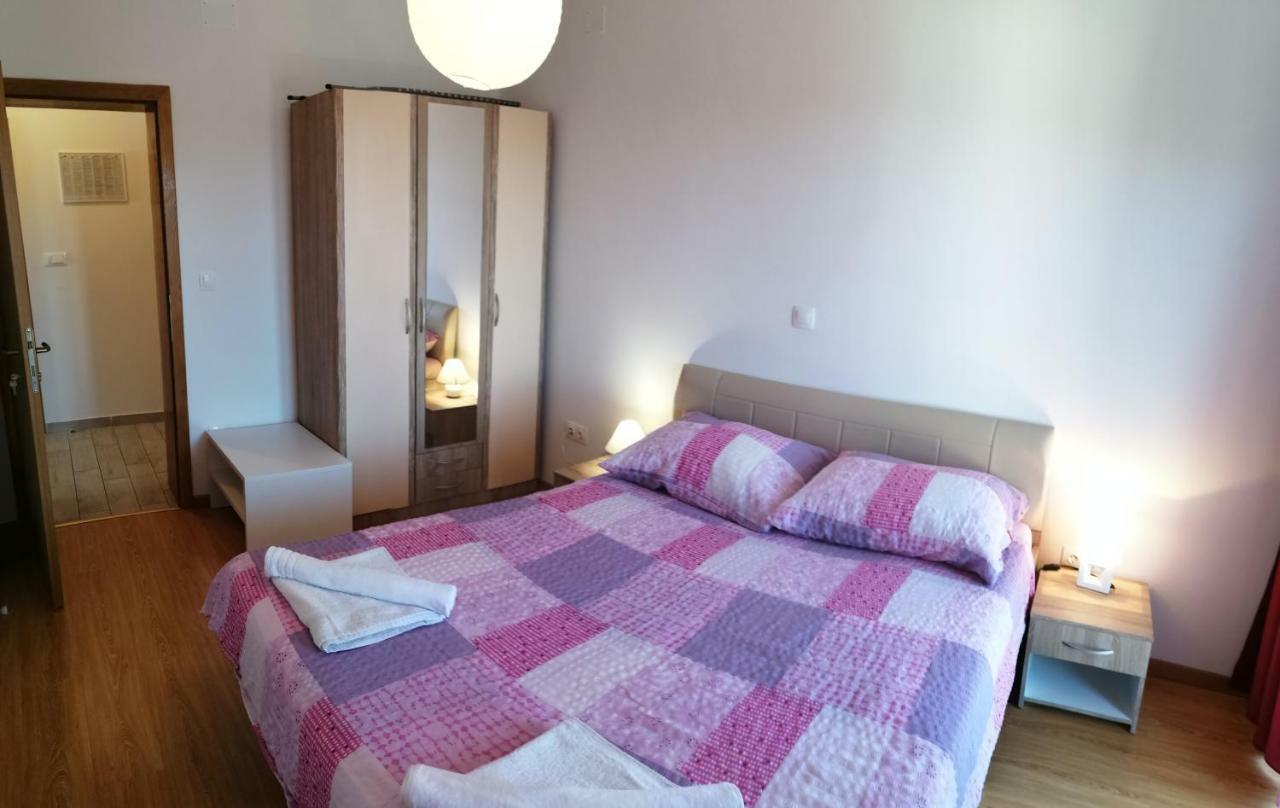 Apartmani Nada Klenovica Eksteriør billede