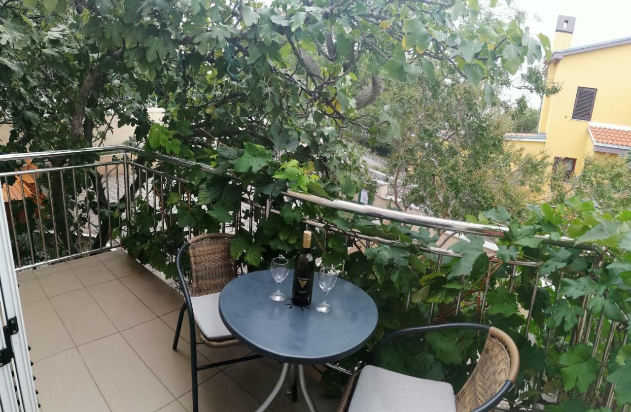 Apartmani Nada Klenovica Eksteriør billede